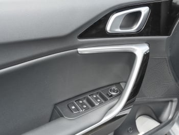 KIA Ceed SW 1.5T DCT Vision Navi Rückfahrkamera ACC