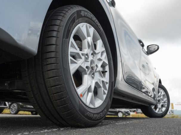 KIA Ceed SW 1.5T DCT Vision Navi Rückfahrkamera ACC