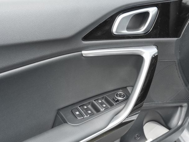 KIA Ceed SW 1.5T DCT Vision Navi Rückfahrkamera ACC KIA Ceed SW 1.5T DCT Vision Navi Rückfahrkamera ACC