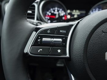 KIA Ceed SW 1.5T DCT Vision Navi ACC SHZ Kamera LED
