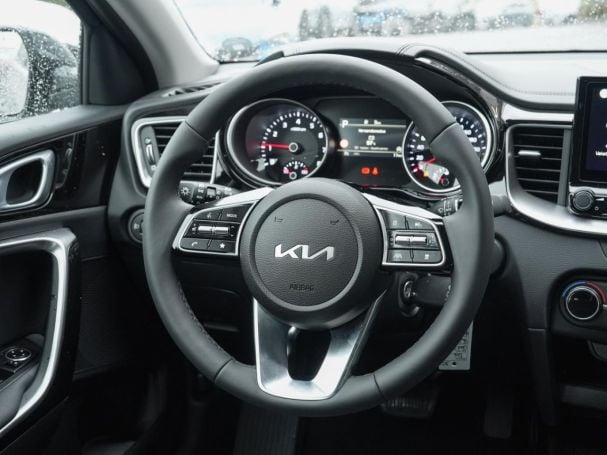 KIA Ceed SW 1.5T DCT Vision Navi ACC SHZ Kamera LED KIA Ceed SW 1.5T DCT Vision Navi ACC SHZ Kamera LED