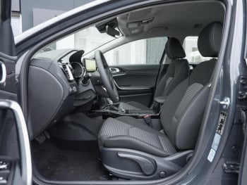 KIA Ceed SW 1.5T DCT Vision Navi ACC SHZ Kamera LED