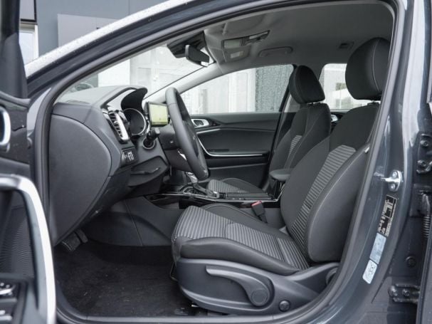KIA Ceed SW 1.5T DCT Vision Navi ACC SHZ Kamera LED KIA Ceed SW 1.5T DCT Vision Navi ACC SHZ Kamera LED