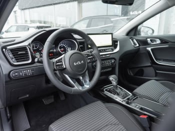 KIA Ceed SW 1.5T DCT Vision Navi ACC SHZ Kamera LED