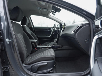 KIA Ceed SW 1.5T DCT Vision Navi ACC SHZ Kamera LED