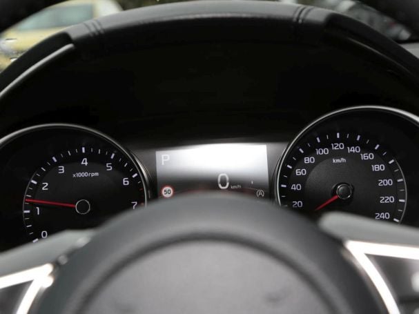 KIA Ceed SW 1.5T DCT Vision Navi ACC SHZ Kamera LED KIA Ceed SW 1.5T DCT Vision Navi ACC SHZ Kamera LED