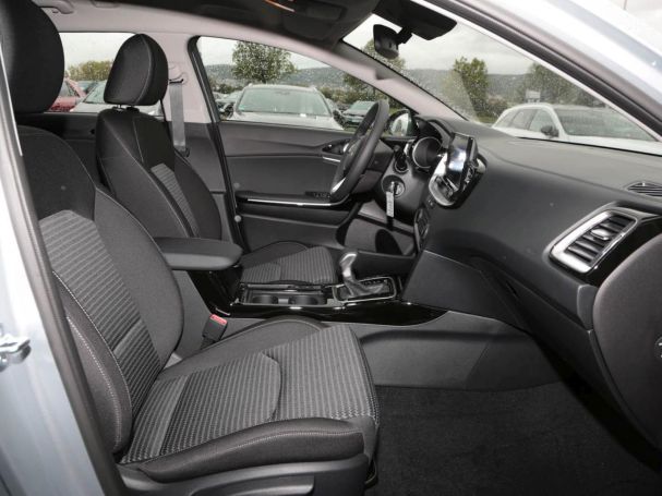 KIA Ceed SW 1.5T DCT Vision Navi ACC Kamera SHZ KIA Ceed SW 1.5T DCT Vision Navi ACC Kamera SHZ