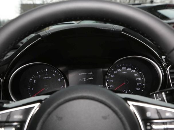KIA Ceed SW 1.5T DCT Vision Navi Kamera KIA Ceed SW 1.5T DCT Vision Navi Kamera