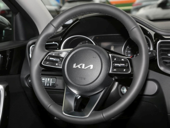 KIA Ceed SW 1.5T DCT Vision Navi Kamera