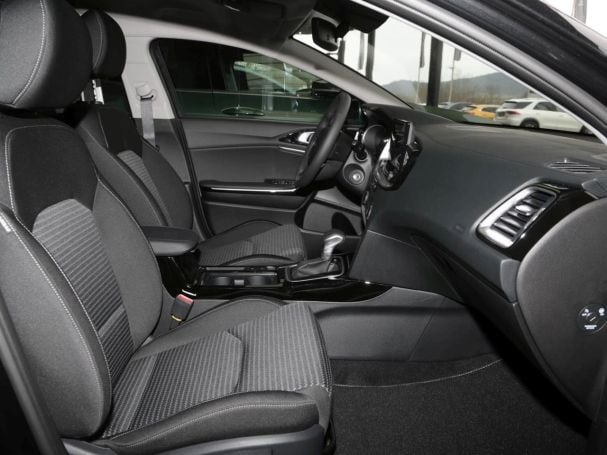 KIA Ceed SW 1.5T DCT Vision Navi Kamera KIA Ceed SW 1.5T DCT Vision Navi Kamera