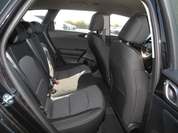 KIA Ceed SW 1.5T DCT Vision Navi Lenkradhzg SpurH ACC KIA Ceed SW 1.5T DCT Vision Navi Lenkradhzg SpurH ACC