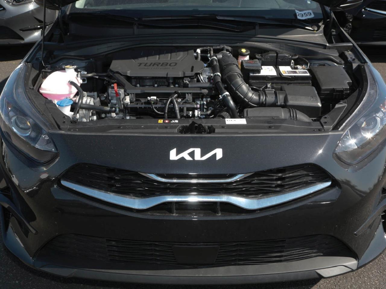 KIA Ceed SW 1.5T DCT Vision Navi Lenkradhzg SpurH ACC