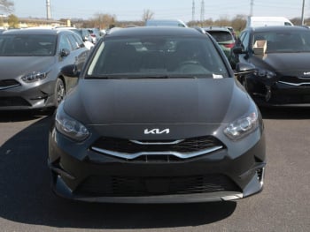 KIA Ceed SW 1.5T DCT Vision Navi Lenkradhzg SpurH ACC