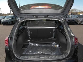 KIA Ceed SW 1.5T DCT Vision Navi Lenkradhzg SpurH ACC