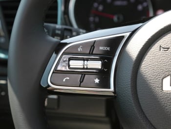 KIA Ceed SW 1.5T Nightline Navi Privacy Lenkradhzg