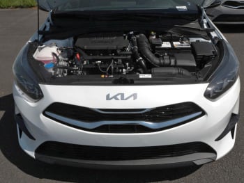 KIA Ceed SW 1.5T Nightline Navi Privacy Lenkradhzg