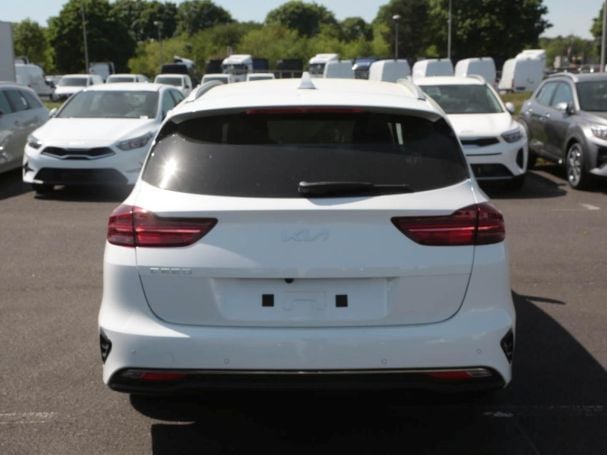 KIA Ceed SW 1.5T Nightline Navi Privacy Lenkradhzg KIA Ceed SW 1.5T Nightline Navi Privacy Lenkradhzg