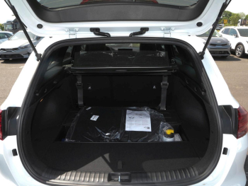 KIA Ceed SW 1.5T Nightline Navi Privacy Lenkradhzg