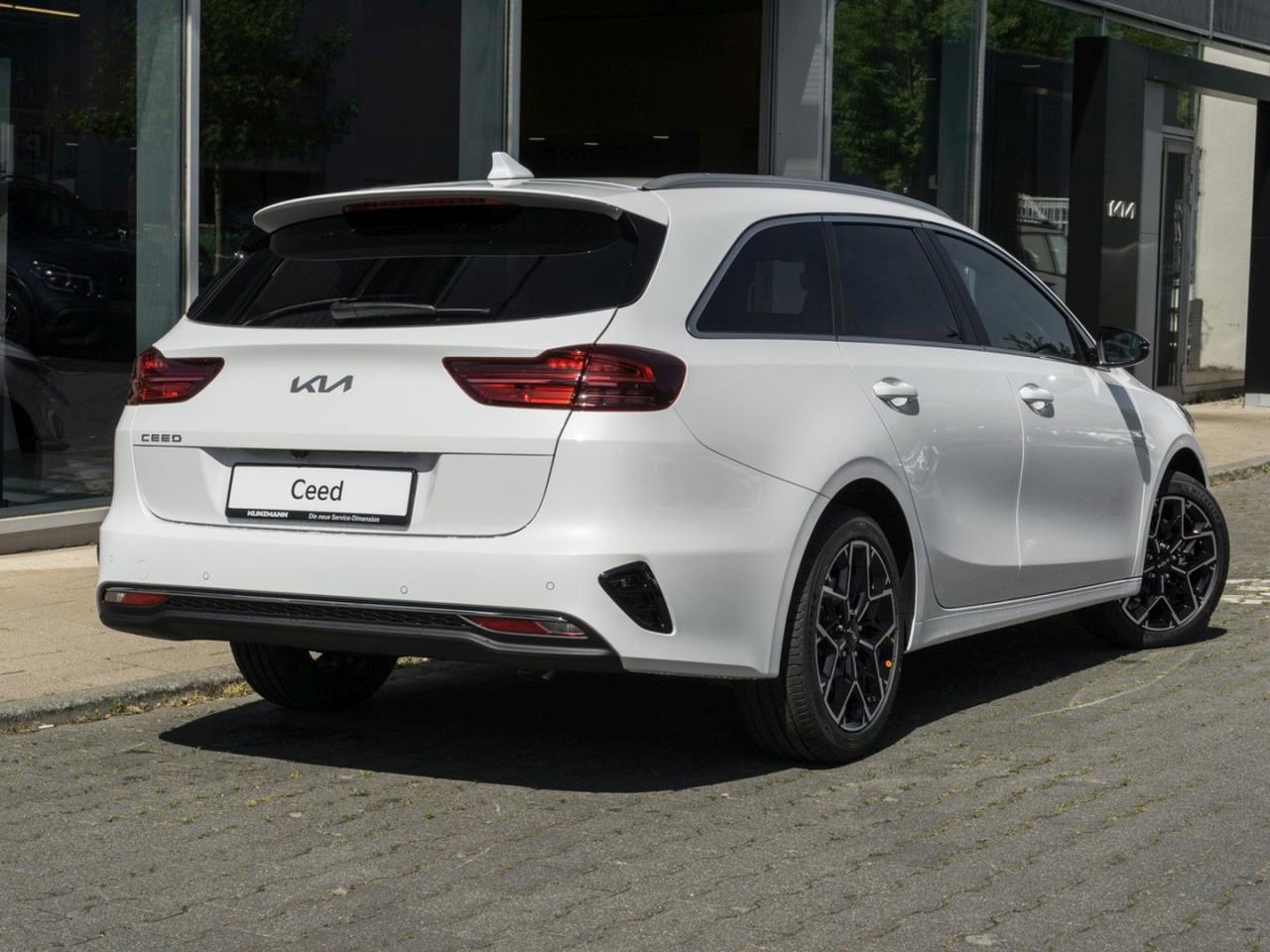 KIA Ceed SW 1.5T Nightline Navi Lenkradhzg Privacy