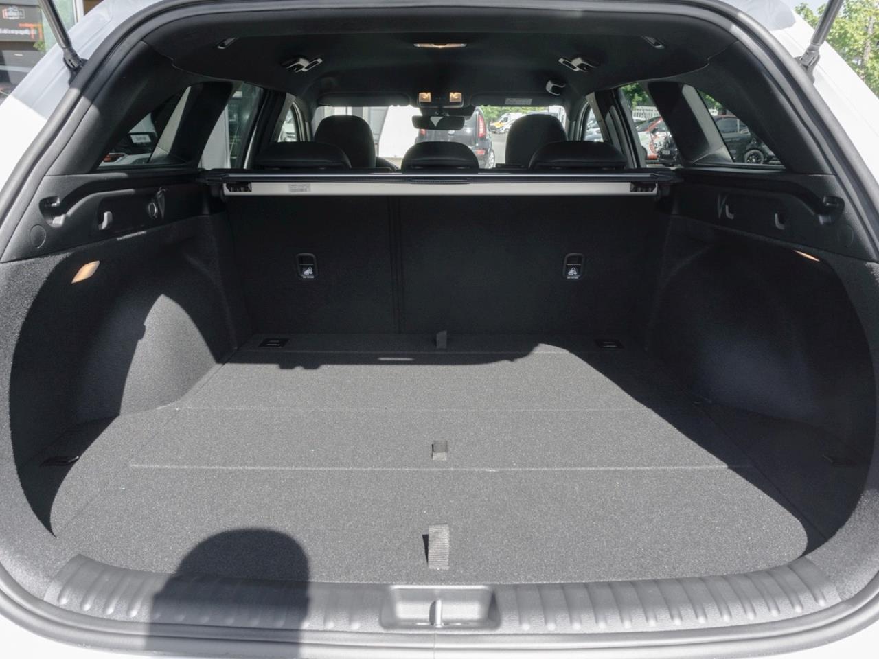 KIA Ceed SW 1.5T Nightline Navi Lenkradhzg Privacy