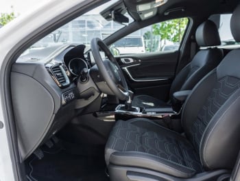 KIA Ceed SW 1.5T Nightline Navi Lenkradhzg Privacy