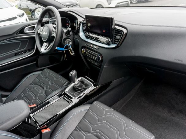 KIA Ceed SW 1.5T Nightline Navi Lenkradheizung KIA Ceed SW 1.5T Nightline Navi Lenkradheizung