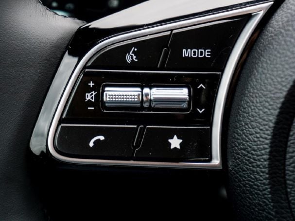 KIA Ceed SW 1.5T Nightline Navi Lenkradheizung KIA Ceed SW 1.5T Nightline Navi Lenkradheizung