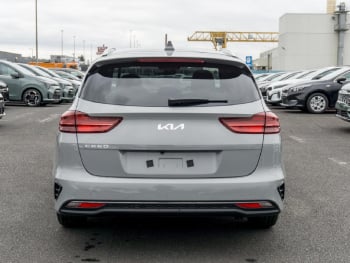 KIA Ceed SW 1.5T Nightline Navi Lenkradheizung