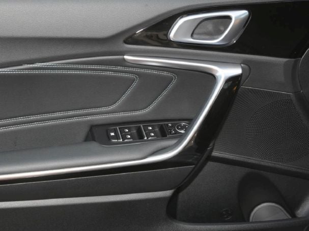KIA Ceed SW 1.5T Nightline Navi Privacy Lenkradhzg KIA Ceed SW 1.5T Nightline Navi Privacy Lenkradhzg
