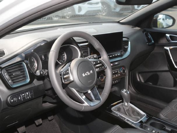 KIA Ceed SW 1.5T Nightline Navi Privacy Lenkradhzg KIA Ceed SW 1.5T Nightline Navi Privacy Lenkradhzg