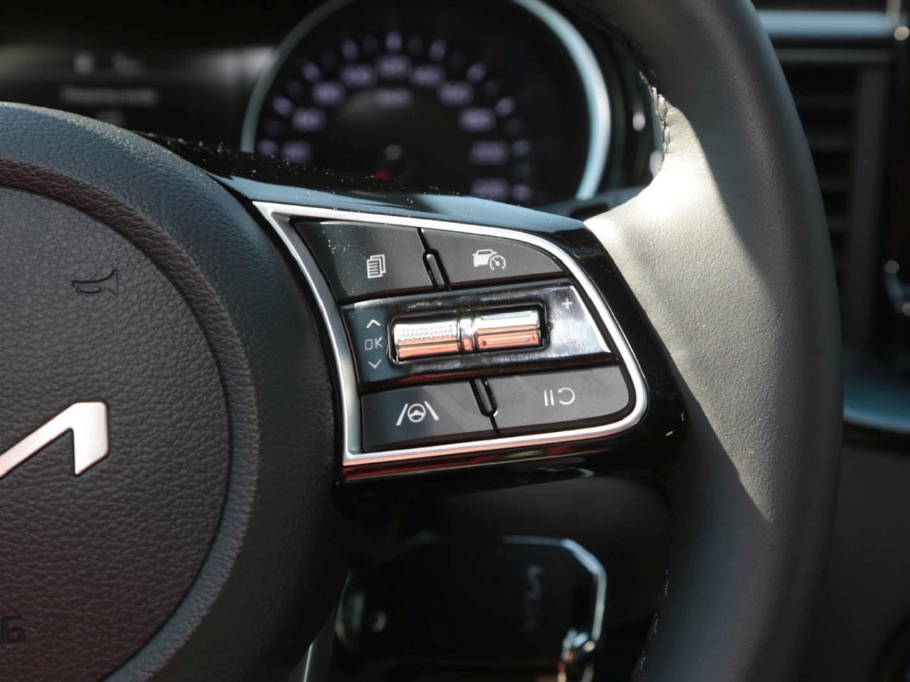 KIA Ceed SW 1.5T Nightline Navi Lenkradhzg Kamera