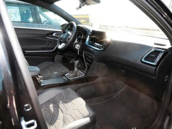 KIA Ceed SW 1.5T Nightline Navi Lenkradhzg Kamera