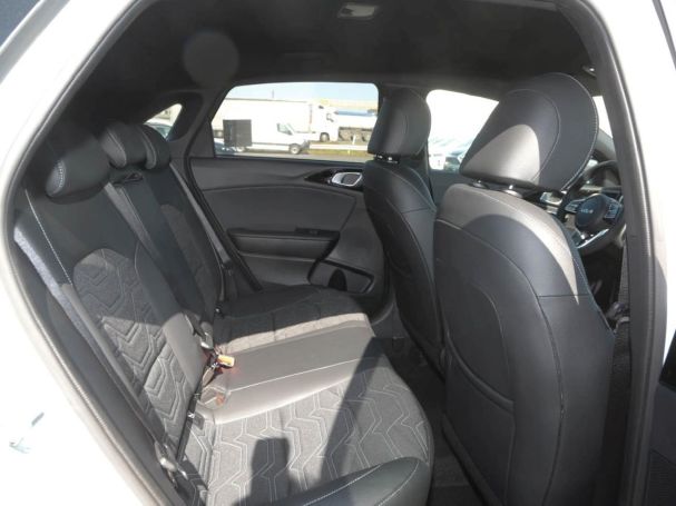 KIA Ceed 1.0T DCT Nightline Navi Lenkradheizung LED KIA Ceed 1.0T DCT Nightline Navi Lenkradheizung LED