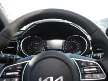KIA Ceed 1.0T DCT Nightline Navi Lenkradheizung LED