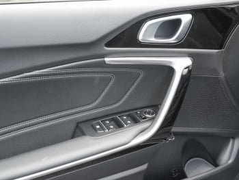 KIA Ceed 1.0T DCT Nightline Navi Lenkradheizung LED