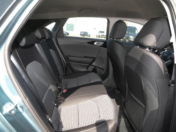 KIA Ceed 1.0T Vision Navi Rückfahrkamera Lenkradhzg KIA Ceed 1.0T Vision Navi Rückfahrkamera Lenkradhzg