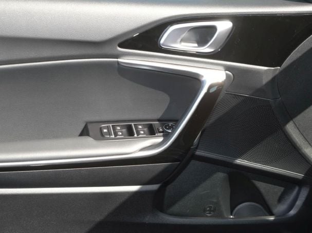 KIA Ceed 1.0T Vision Navi Rückfahrkamera Lenkradhzg KIA Ceed 1.0T Vision Navi Rückfahrkamera Lenkradhzg