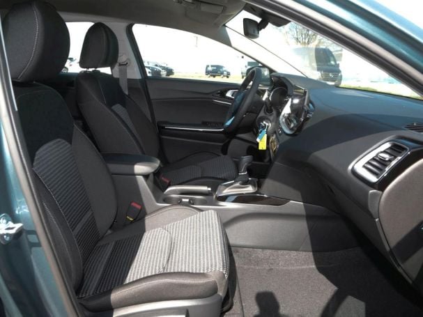 KIA Ceed 1.0T Vision Navi Rückfahrkamera Lenkradhzg KIA Ceed 1.0T Vision Navi Rückfahrkamera Lenkradhzg