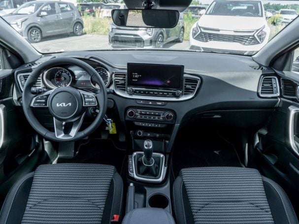 KIA Ceed 1.0T Vision Navi SpurhalteP Sitzheizung KIA Ceed 1.0T Vision Navi SpurhalteP Sitzheizung