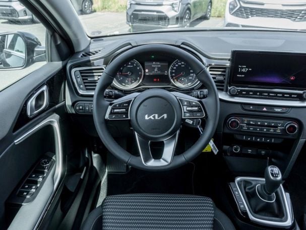 KIA Ceed 1.0T Vision Navi SpurhalteP Sitzheizung KIA Ceed 1.0T Vision Navi SpurhalteP Sitzheizung