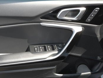 KIA Ceed 1.4 T-GDI GT Line Navi Kamera JBL-Sound ACC