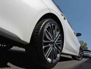 KIA Ceed 1.4 T-GDI GT Line Navi Kamera JBL-Sound ACC