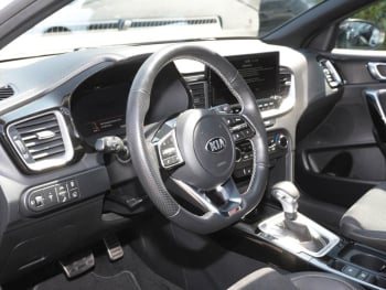 KIA Ceed 1.4 T-GDI GT Line Navi Kamera JBL-Sound ACC