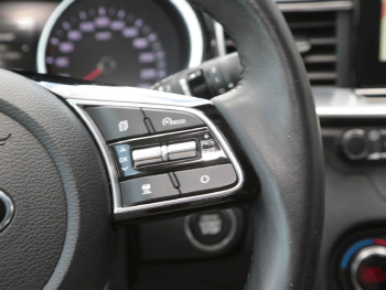 KIA Ceed 1.4 TGDI Platinum Edition  Navi Kamera JBL