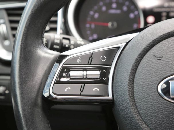 KIA Ceed 1.4 TGDI Platinum Edition Navi Kamera JBL KIA Ceed 1.4 TGDI Platinum Edition Navi Kamera JBL