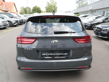 KIA Ceed 1.4 TGDI Platinum Edition  Navi Kamera JBL