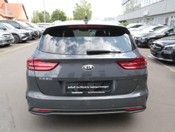 KIA Ceed 1.4 TGDI Platinum Edition  Navi Kamera JBL