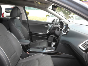KIA Ceed 1.4 TGDI Platinum Edition  Navi Kamera JBL