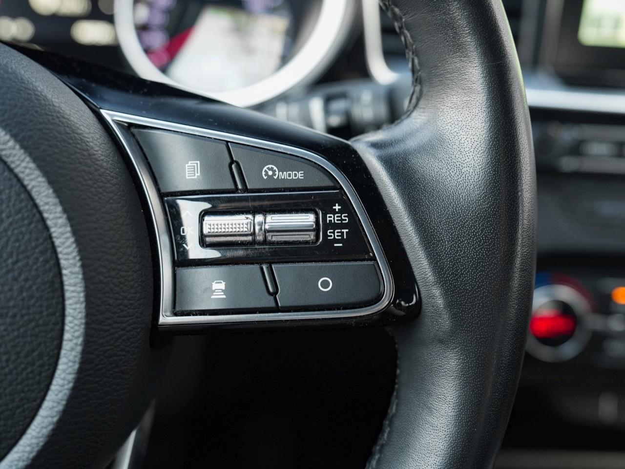 KIA Ceed 1.4 TGDI Spirit Navi Klima JBL-Sound ACC