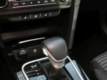 KIA Ceed 1.5 SW T-GDI Vision ACC PDC Kamera DynLi